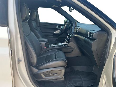 Used 2022 Ford Explorer ST w/ Equipment Group 401A AWD/4WD image 22