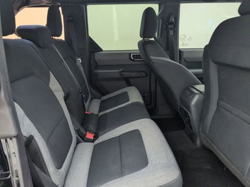 Used 2022 Ford Bronco Big Bend image 17