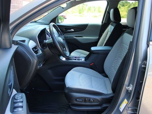 Used 2019 Chevrolet Equinox LT AWD/4WD image 10