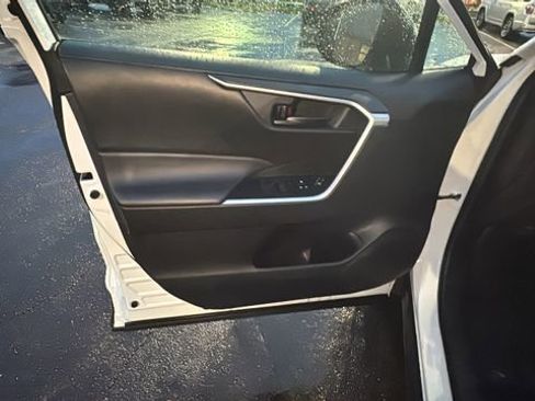 Used 2024 Toyota RAV4 LE image 9