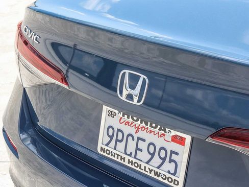 Certified 2025 Honda Civic Sport image 8