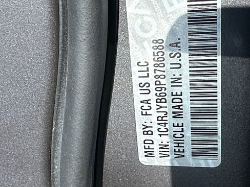 Used 2023 Jeep Grand Cherokee 4WD 4xe image 22