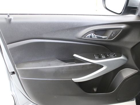 Used 2024 Chevrolet Trax LS w/ LS Convenience Package FWD image 22