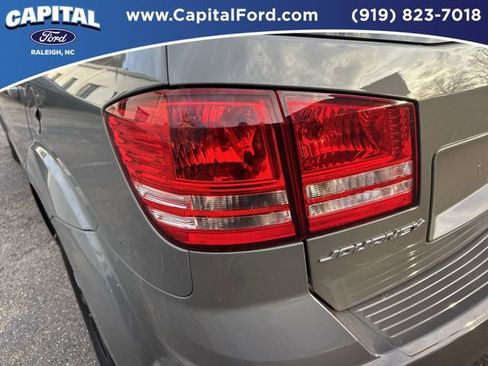 Used 2020 Dodge Journey SE w/ SE Popular Equipment Group image 15