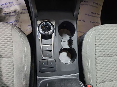 Used 2020 Ford Escape SE image 21