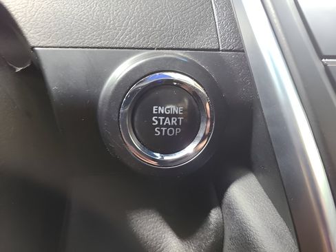 Used 2015 Toyota Camry XSE w/ Advanced Technology Package FWD image 38