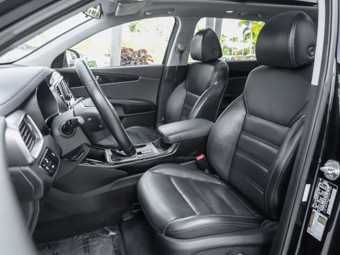 Used 2020 Kia Sorento EX FWD image 7