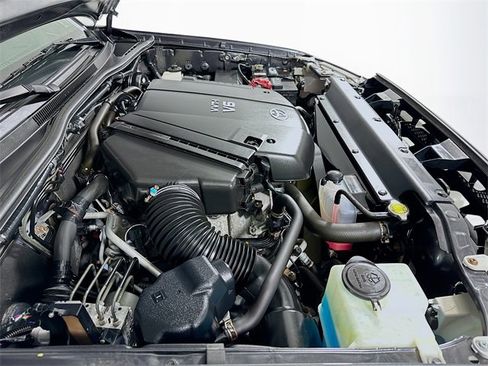 Used 2013 Toyota Tacoma 4x4 Double Cab image 25