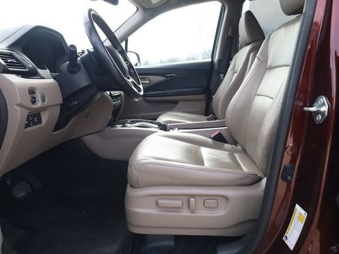 Used 2019 Honda Pilot Elite image 13