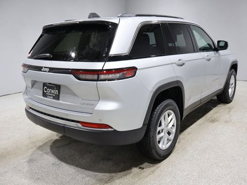 New 2026 Jeep Grand Cherokee Laredo image 6