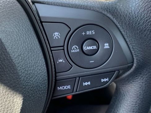 Used 2023 Toyota Corolla LE FWD image 28