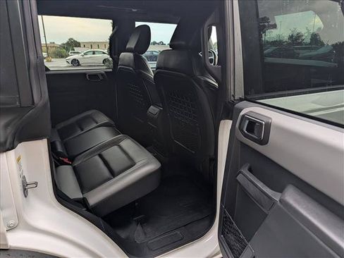 Used 2024 Ford Bronco Big Bend w/ Sasquatch Package AWD/4WD image 15