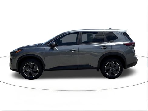 Used 2024 Nissan Rogue SV FWD image 6