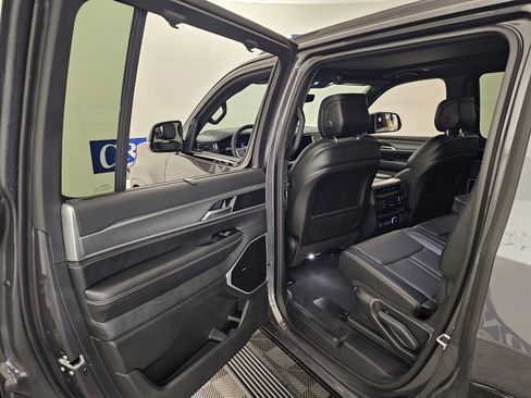 New 2026 Jeep Grand Wagoneer Limited AWD/4WD image 41