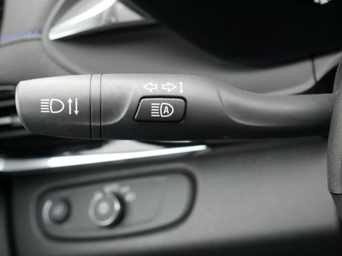 Certified 2024 Buick Envista Sport Touring w/ Convenience I Package image 26