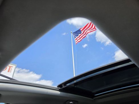 Used 2018 GMC Terrain SLT w/ Infotainment Package II image 20