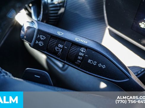 Used 2026 Chevrolet Equinox LT FWD image 34