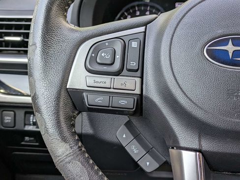 Used 2017 Subaru Forester 2.5i Touring AWD/4WD image 29