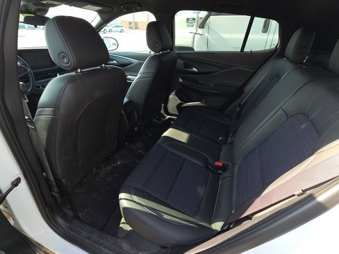 Used 2025 Buick Envista Preferred w/ Convenience I Package FWD image 12