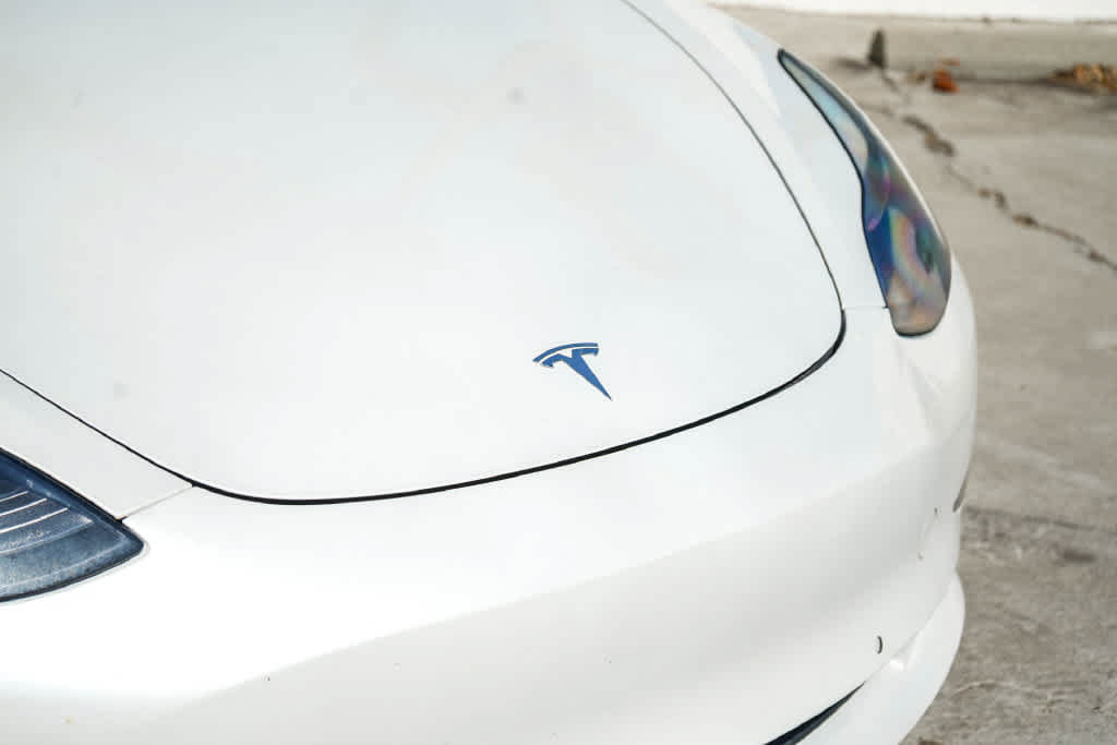 Used 2022 Tesla Model 3 RWD image 5