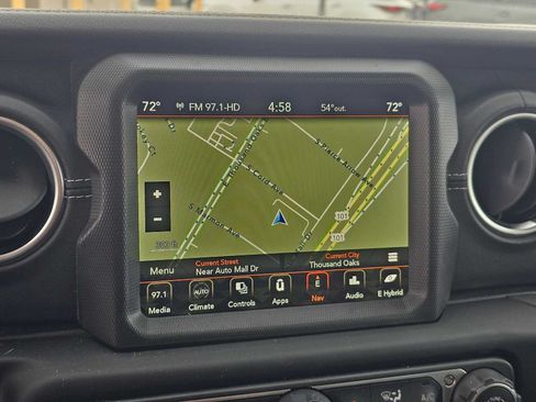 Used 2023 Jeep Wrangler Unlimited Sahara AWD/4WD image 26