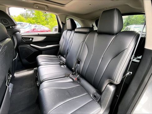 Used 2023 Acura MDX SH-AWD w/ Technology Package image 32