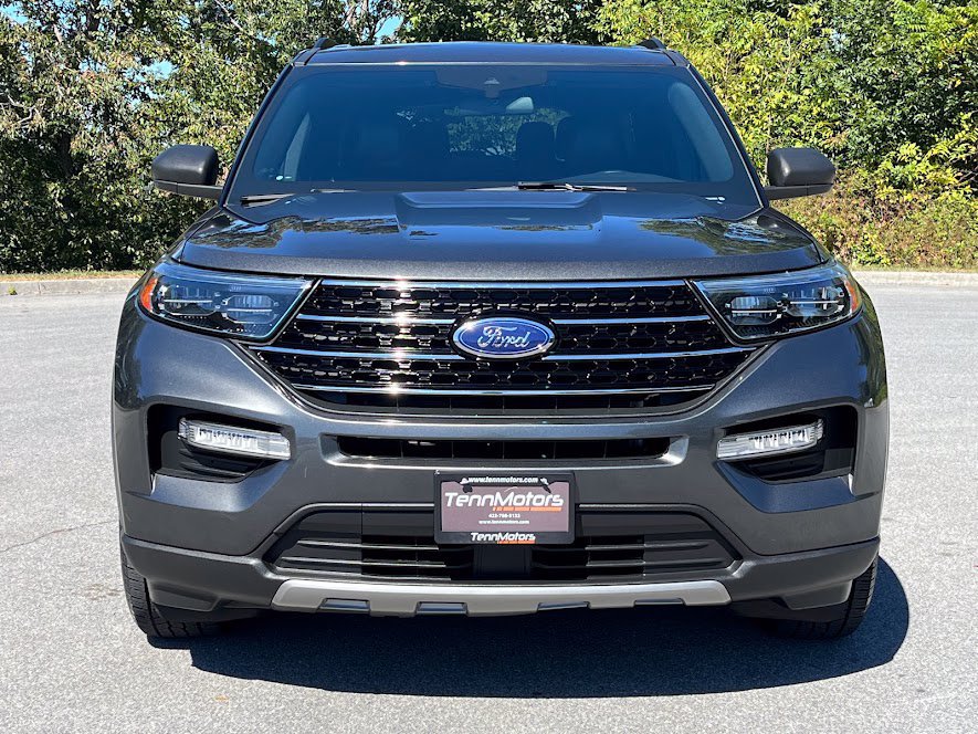 Used 2020 Ford Explorer XLT w/ Equipment Group 202A AWD/4WD image 27