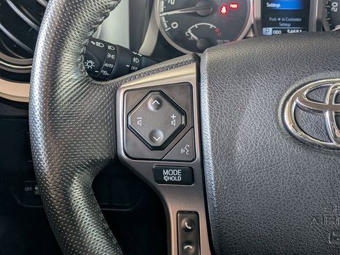 Certified 2022 Toyota Tacoma SR5 image 15