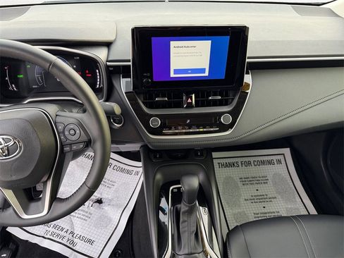 Used 2024 Toyota Corolla XLE image 11