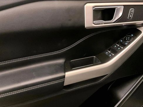 Certified 2021 Ford Explorer XLT image 22