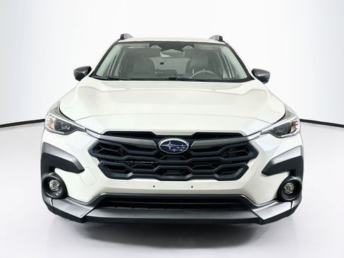 Used 2024 Subaru Crosstrek 2.0i Premium w/ Crosstrek Mirror Package AWD/4WD image 2