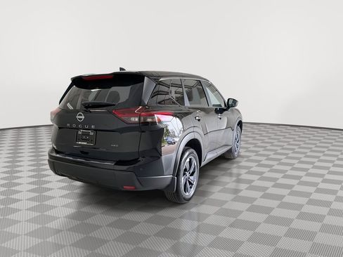 Certified 2025 Nissan Rogue SV image 11