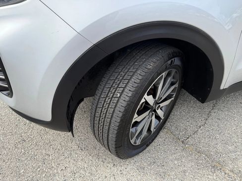 Used 2017 Kia Sportage EX w/ EX Premium Package image 9