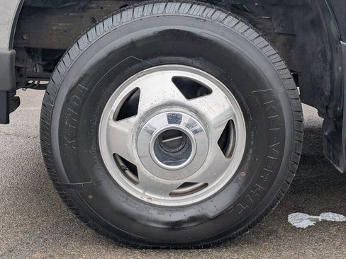 Used 2004 Ford F350 Lariat AWD/4WD image 25