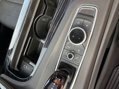 Used 2022 Cadillac Escalade ESV Sport w/ Touring Package image 18