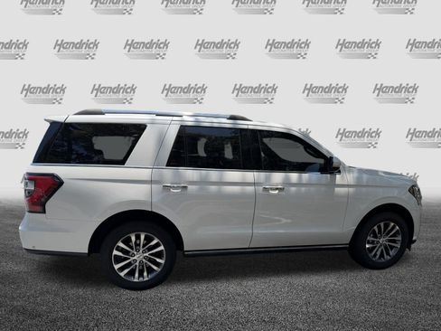 Used 2018 Ford Expedition Limited w/ Equipment Group 301A RWD image 10