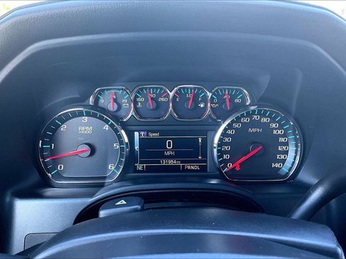 Used 2017 GMC Sierra 1500 SLE w/ SLE Value Package AWD/4WD image 21