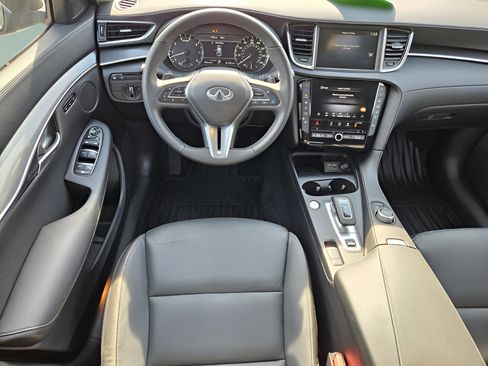 Certified 2025 INFINITI QX50 Luxe image 15