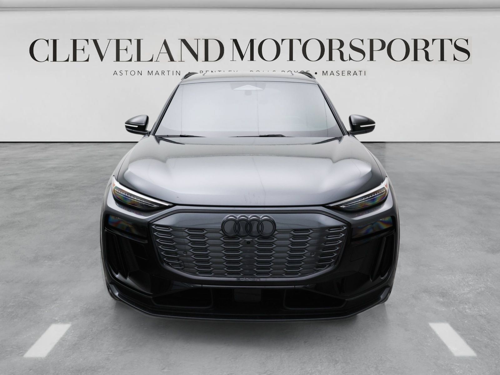 Used 2025 Audi SQ6 e-tron Prestige w/ Black Optic Package AWD/4WD image 9