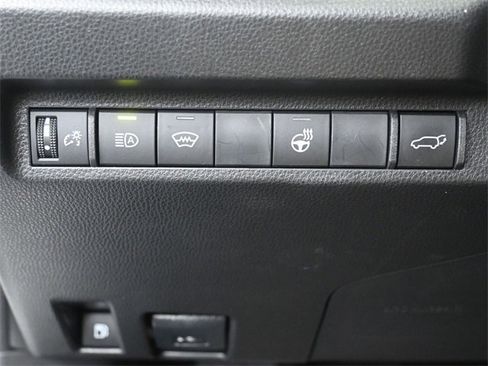 Used 2023 Toyota RAV4 XLE Premium image 14