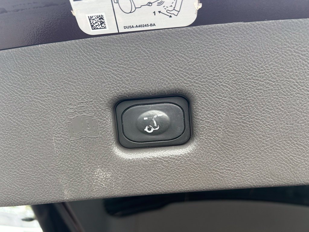 Used 2020 Lincoln Nautilus Reserve AWD/4WD image 19