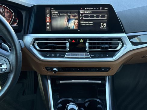 Used 2020 BMW 330i Sedan w/ Premium Package image 30