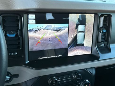 Certified 2023 Ford Bronco Wildtrak image 28