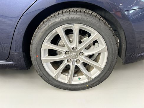 Used 2014 Toyota Avalon Limited FWD image 11