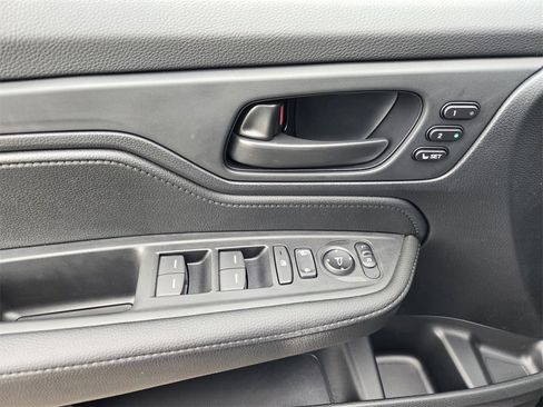 New 2026 Honda Odyssey EX-L image 17