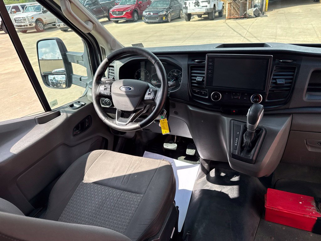 Used 2022 Ford Transit 350 DRW RWD image 9