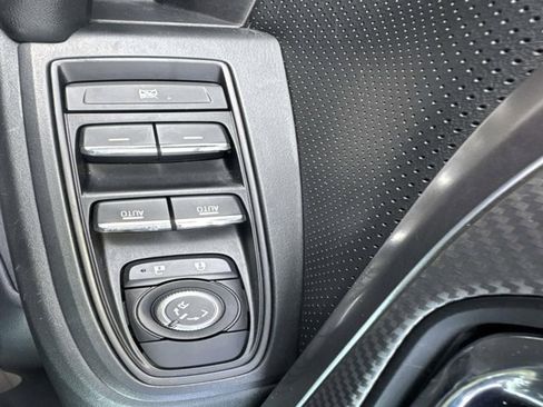 Used 2023 Subaru Crosstrek 2.5i Limited image 8