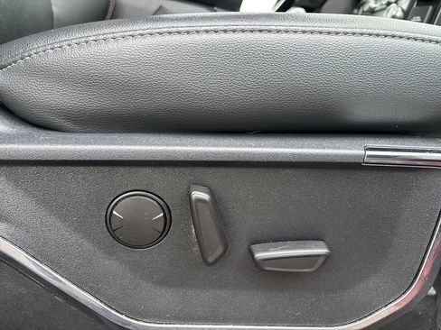 Used 2022 Ford F150 Lariat image 24