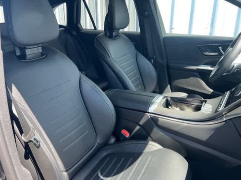 Used 2026 Mercedes-Benz GLC 300 image 21