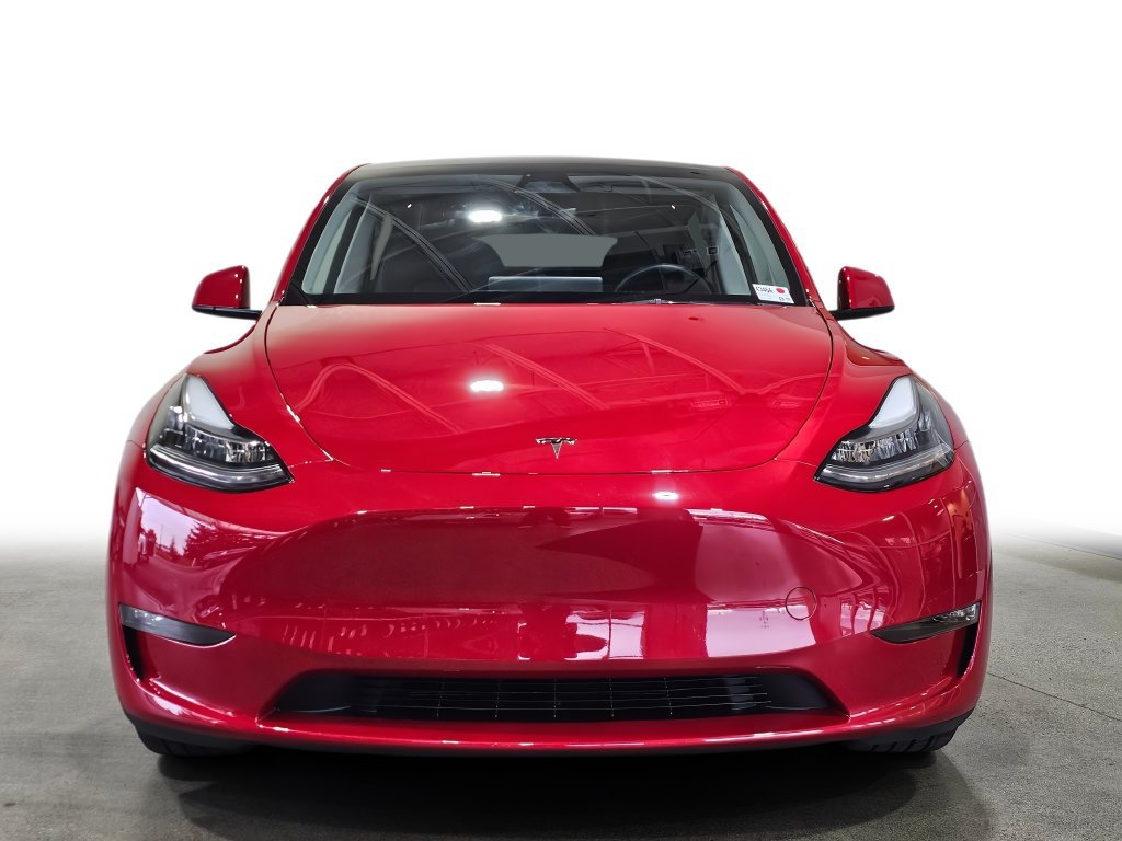 Used 2023 Tesla Model Y Long Range AWD/4WD image 2